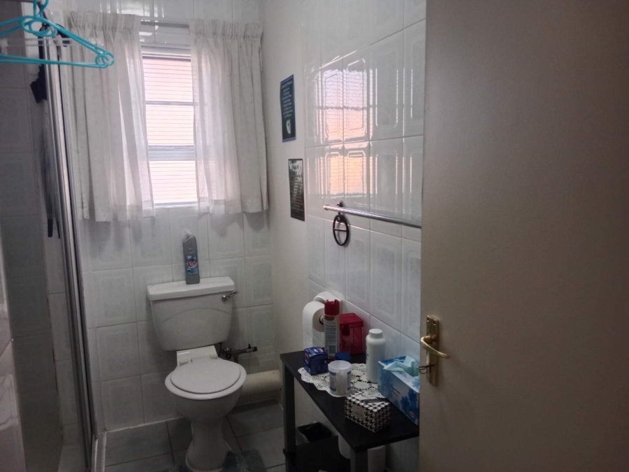 To Let 2 Bedroom Property for Rent in Bedfordview Gauteng