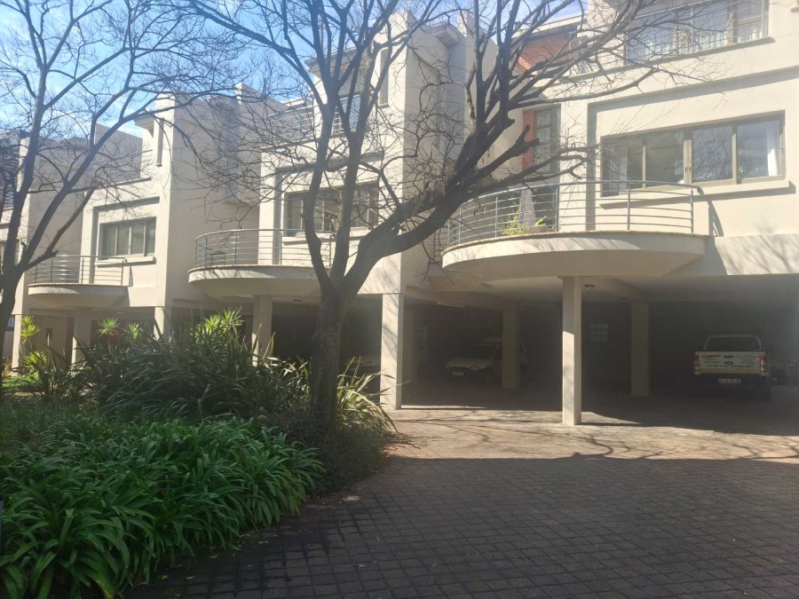 To Let 2 Bedroom Property for Rent in Melrose North Gauteng