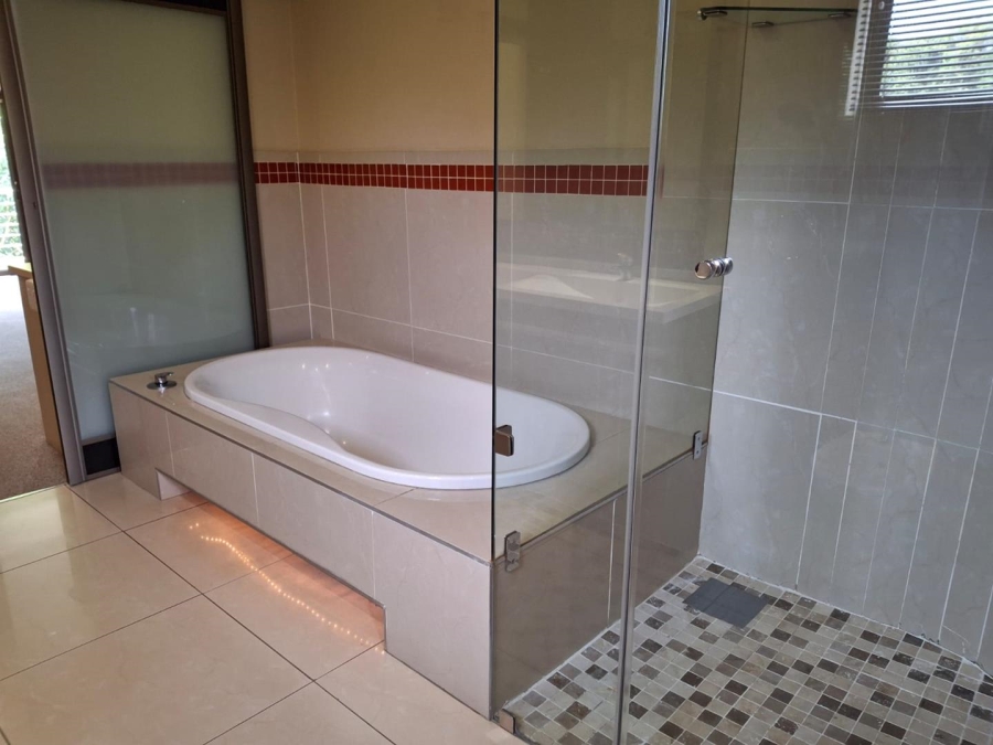 To Let 2 Bedroom Property for Rent in Melrose North Gauteng
