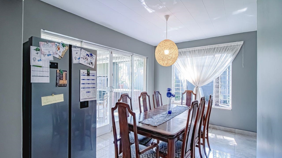 4 Bedroom Property for Sale in Annlin Gauteng