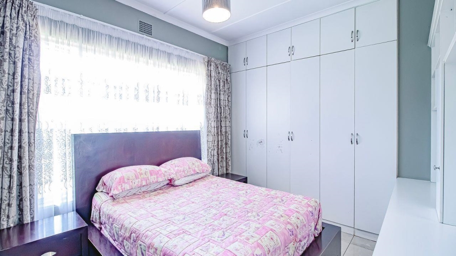 4 Bedroom Property for Sale in Annlin Gauteng