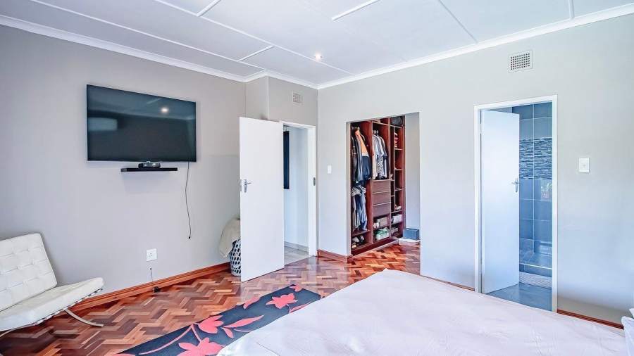 4 Bedroom Property for Sale in Annlin Gauteng