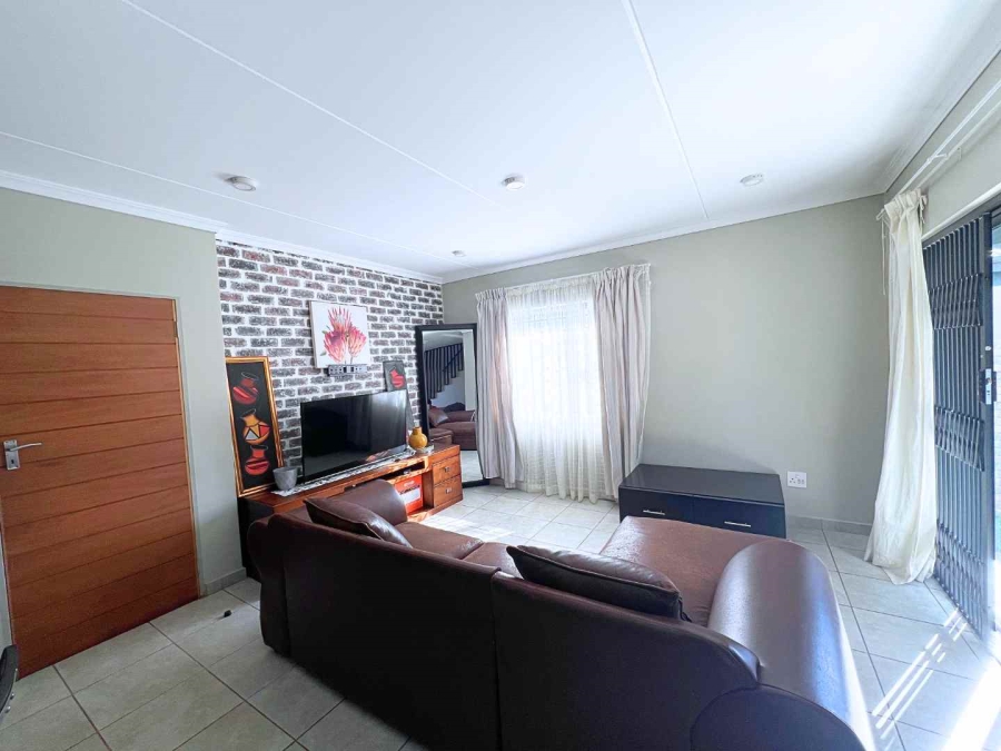 3 Bedroom Property for Sale in Lotus Gardens Gauteng