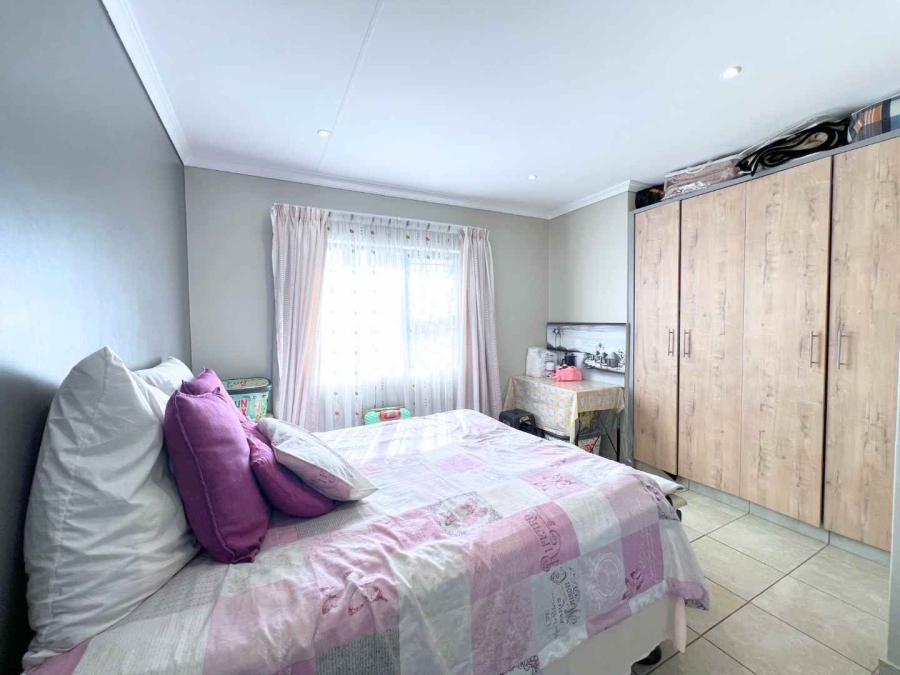 3 Bedroom Property for Sale in Lotus Gardens Gauteng