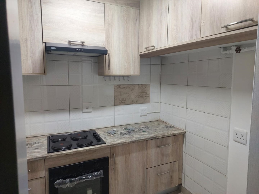 2 Bedroom Property for Sale in Gezina Gauteng