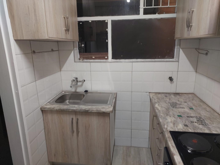 2 Bedroom Property for Sale in Gezina Gauteng