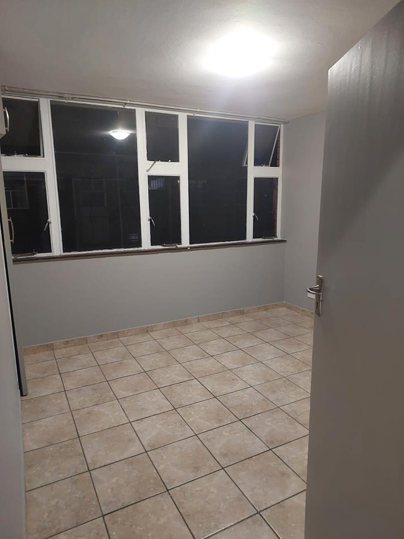 2 Bedroom Property for Sale in Gezina Gauteng