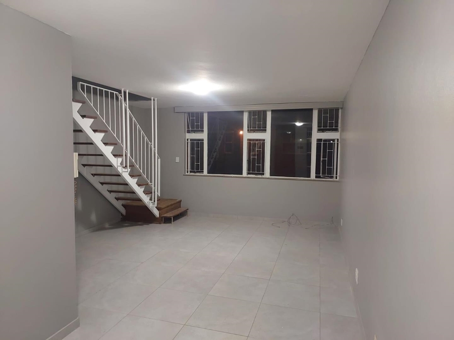 2 Bedroom Property for Sale in Gezina Gauteng