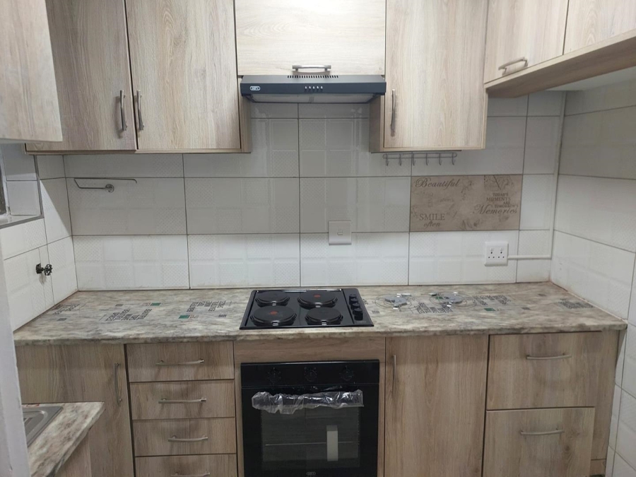 2 Bedroom Property for Sale in Gezina Gauteng