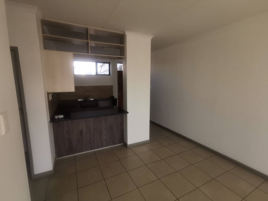2 Bedroom Property for Sale in Elardus Park Gauteng
