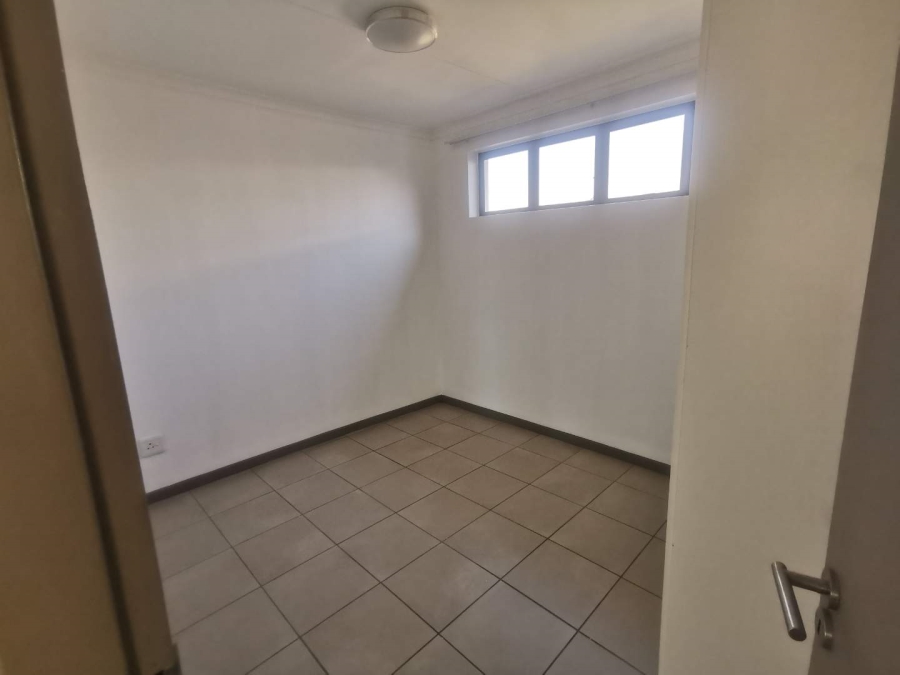 2 Bedroom Property for Sale in Elardus Park Gauteng