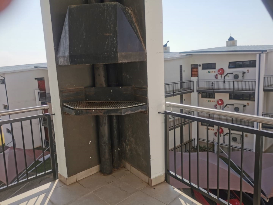2 Bedroom Property for Sale in Elardus Park Gauteng