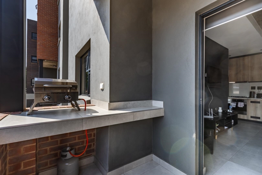 1 Bedroom Property for Sale in Waterkloof Gauteng