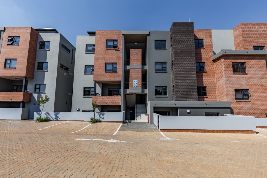 1 Bedroom Property for Sale in Waterkloof Gauteng