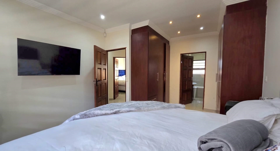 To Let 3 Bedroom Property for Rent in New Redruth Gauteng