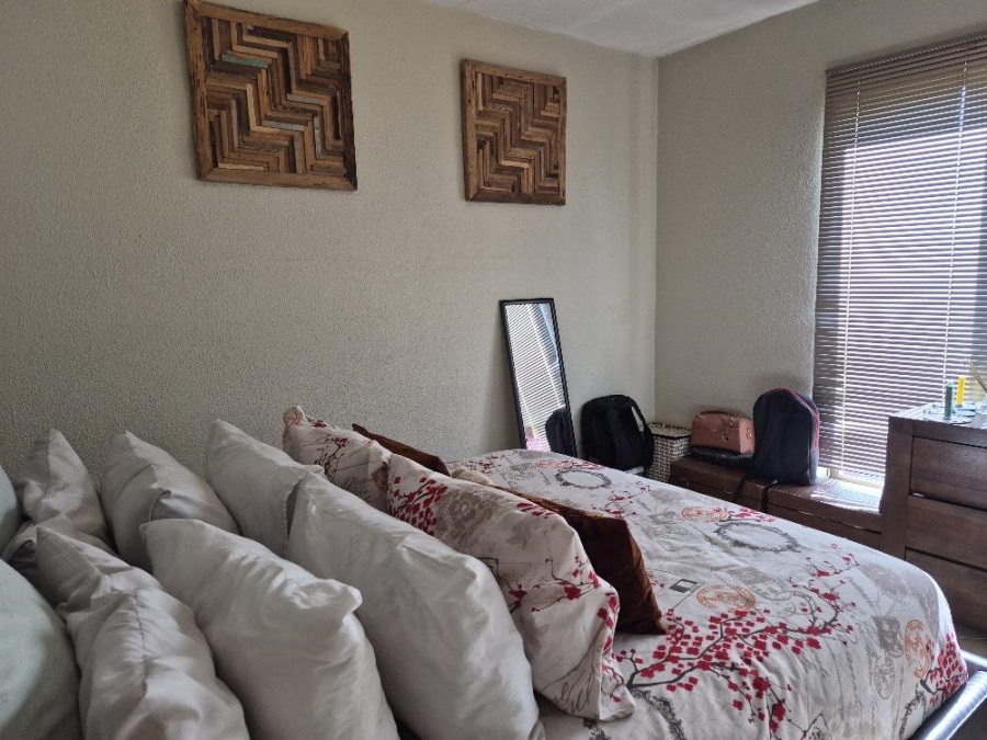 2 Bedroom Property for Sale in Jansenpark Gauteng