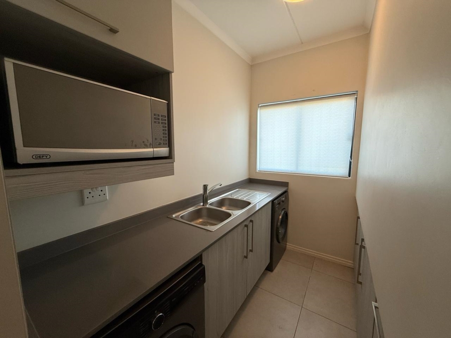 3 Bedroom Property for Sale in Halfway Gardens Gauteng