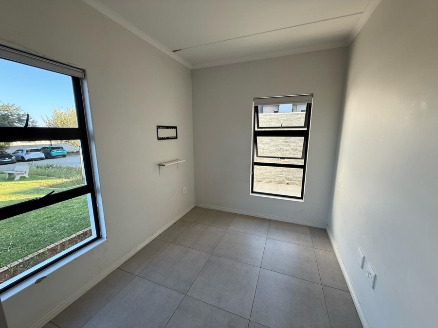 3 Bedroom Property for Sale in Halfway Gardens Gauteng