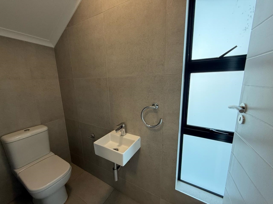 3 Bedroom Property for Sale in Halfway Gardens Gauteng