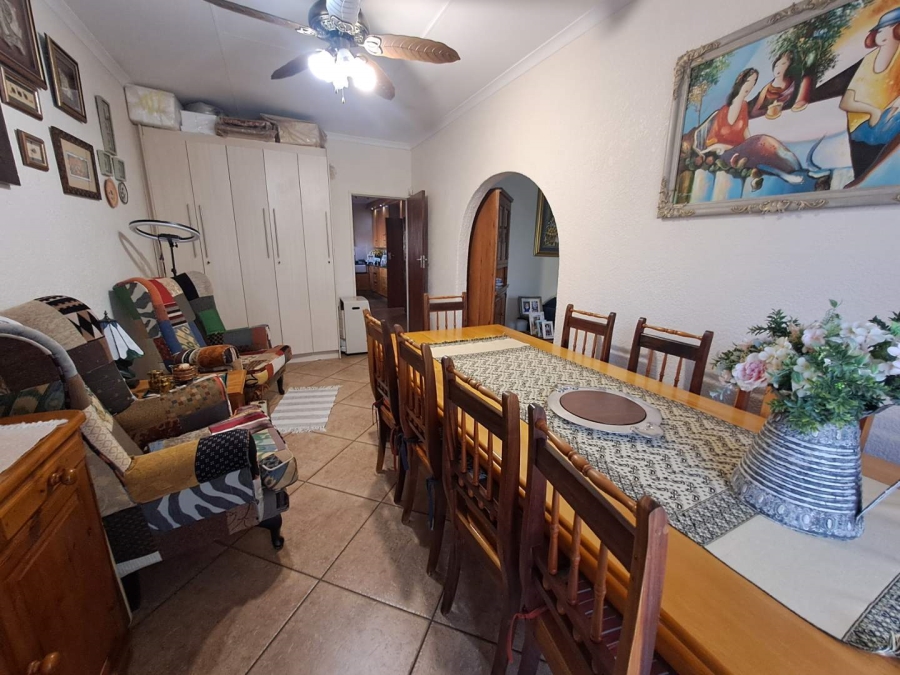 4 Bedroom Property for Sale in Eldoraigne Gauteng