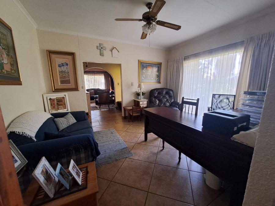 4 Bedroom Property for Sale in Eldoraigne Gauteng