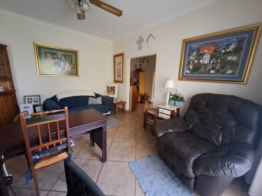 4 Bedroom Property for Sale in Eldoraigne Gauteng