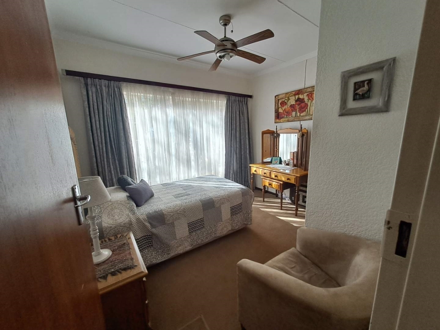 4 Bedroom Property for Sale in Eldoraigne Gauteng