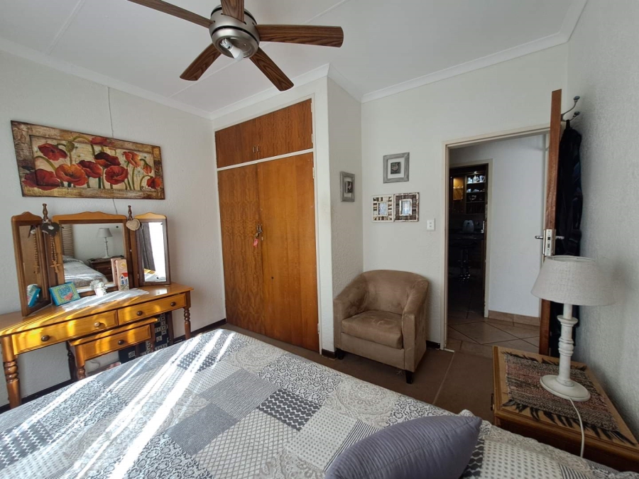 4 Bedroom Property for Sale in Eldoraigne Gauteng