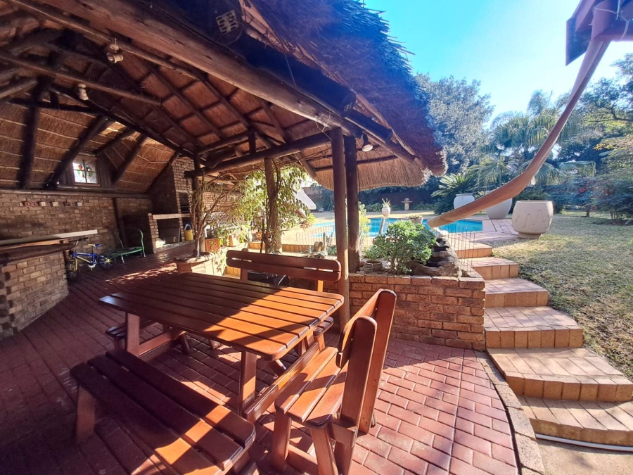 4 Bedroom Property for Sale in Eldoraigne Gauteng