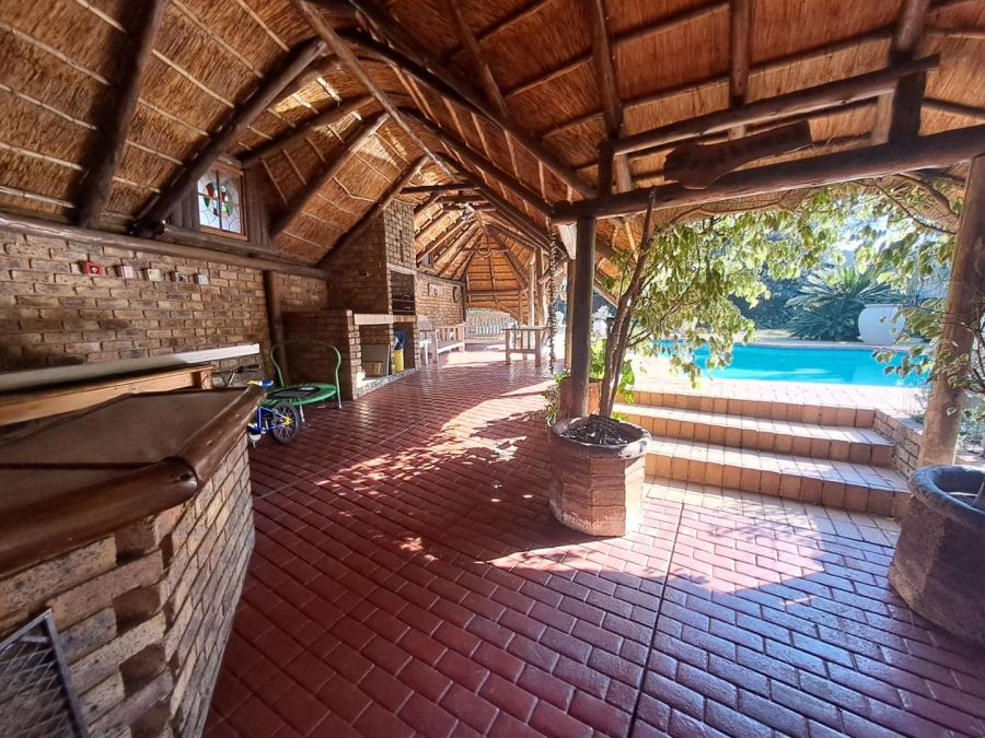 4 Bedroom Property for Sale in Eldoraigne Gauteng