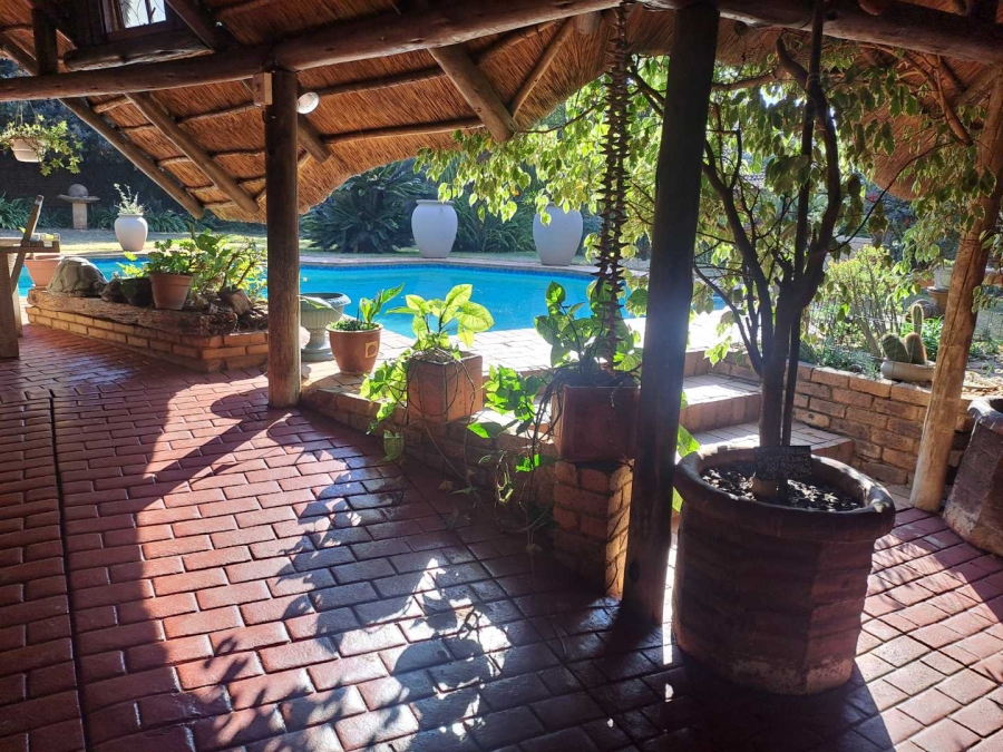 4 Bedroom Property for Sale in Eldoraigne Gauteng