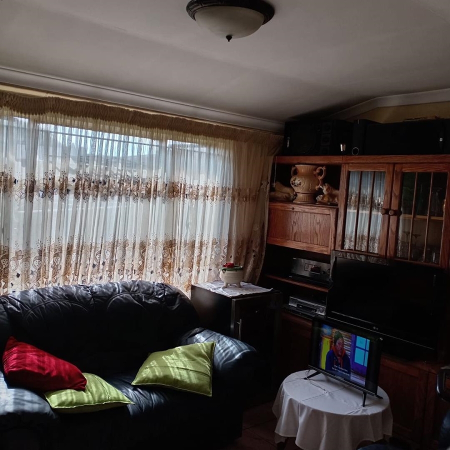 3 Bedroom Property for Sale in Diepkloof Gauteng