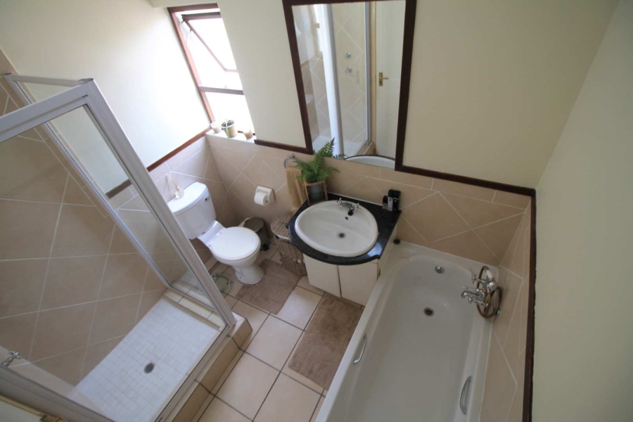 2 Bedroom Property for Sale in Douglasdale Gauteng