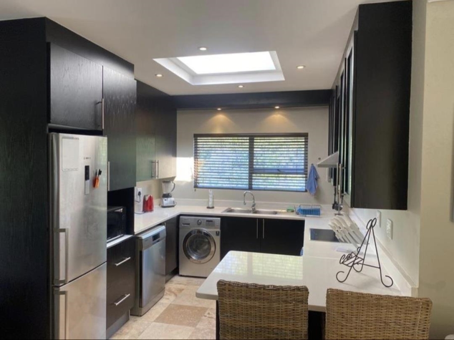 To Let 1 Bedroom Property for Rent in Atholl Gauteng