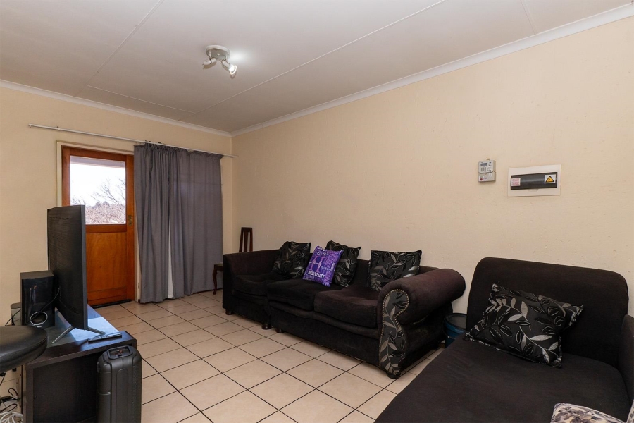 2 Bedroom Property for Sale in Comet Gauteng