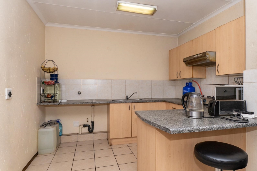 2 Bedroom Property for Sale in Comet Gauteng