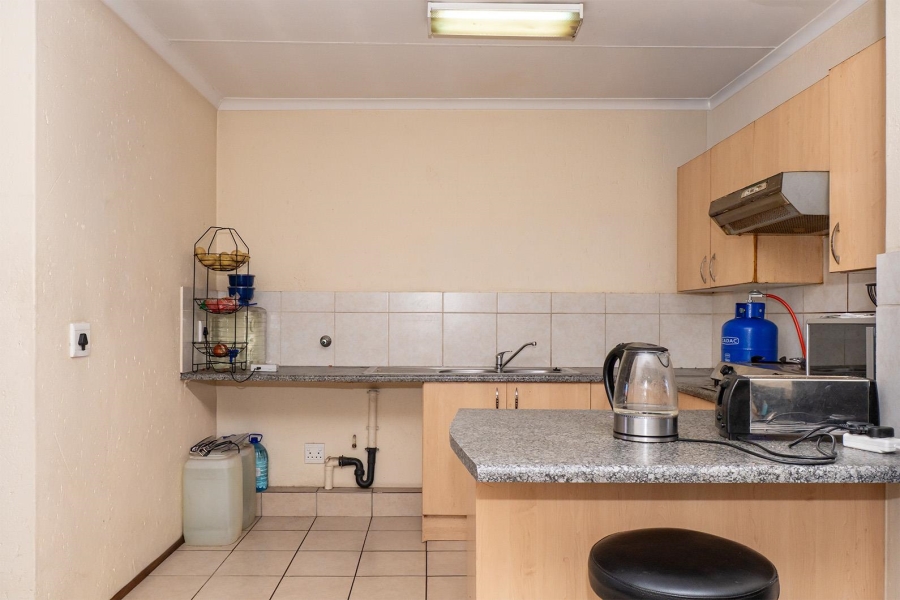 2 Bedroom Property for Sale in Comet Gauteng