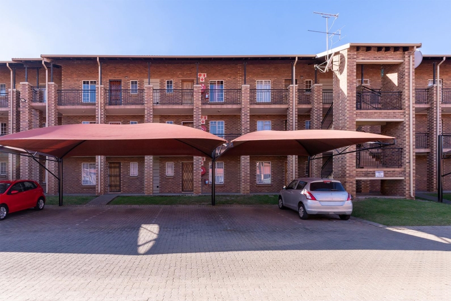 2 Bedroom Property for Sale in Comet Gauteng