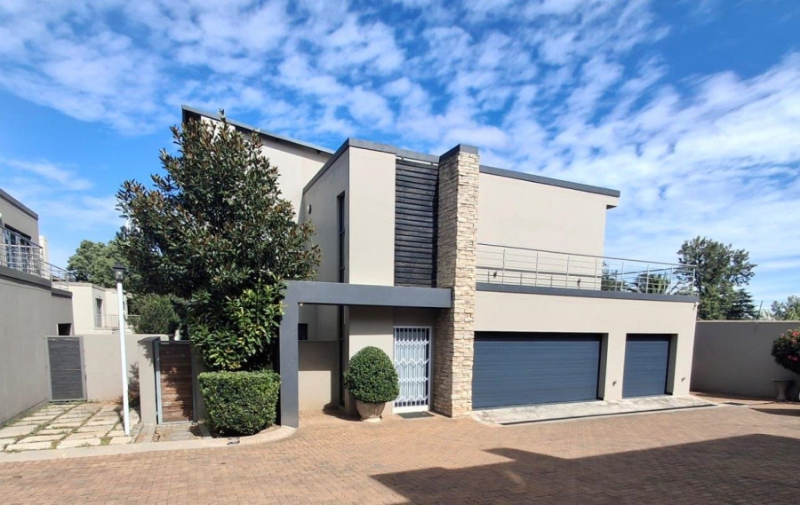 3 Bedroom Property for Sale in Bedfordview Gauteng
