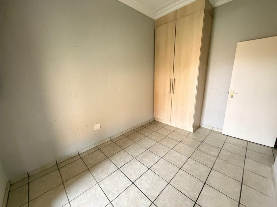 2 Bedroom Property for Sale in Ravenswood Gauteng