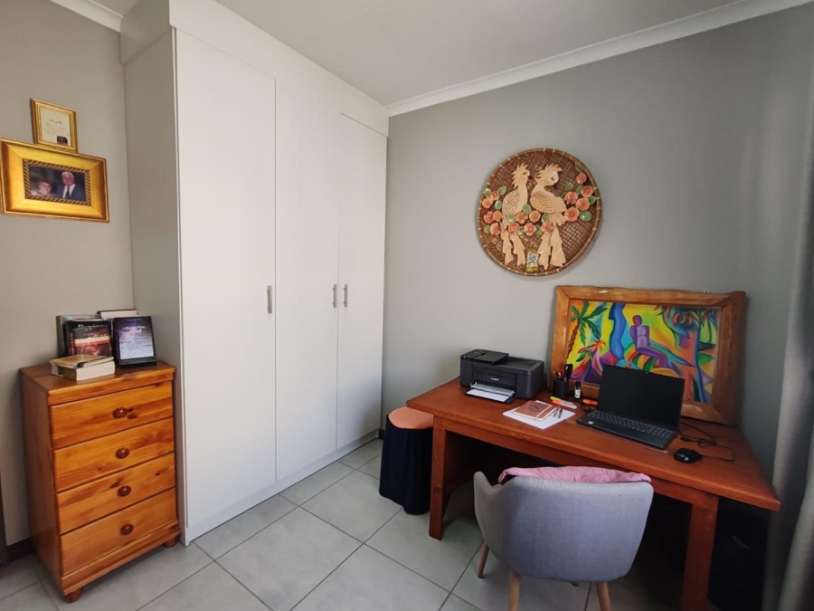 3 Bedroom Property for Sale in Goedeburg Gauteng