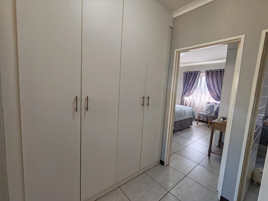 3 Bedroom Property for Sale in Goedeburg Gauteng