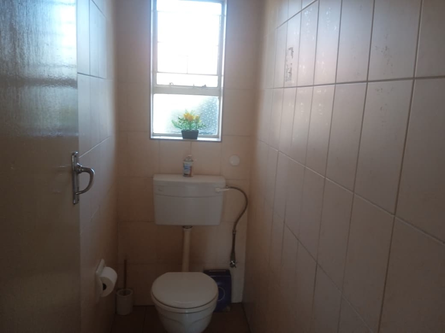 2 Bedroom Property for Sale in Florida Gauteng