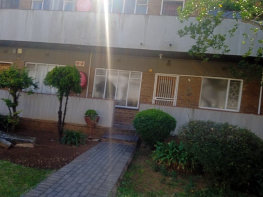 2 Bedroom Property for Sale in Florida Gauteng