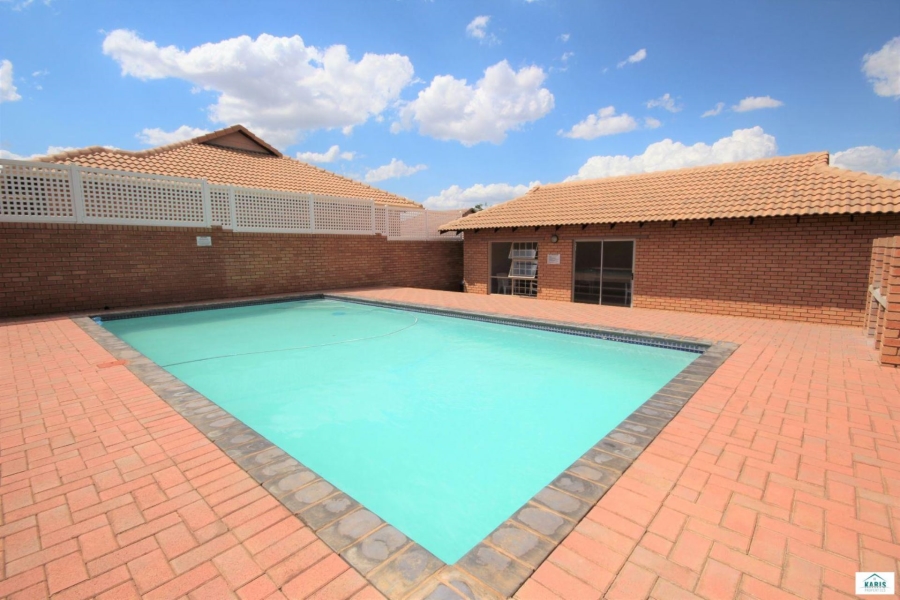 To Let 2 Bedroom Property for Rent in Hazeldean Gauteng