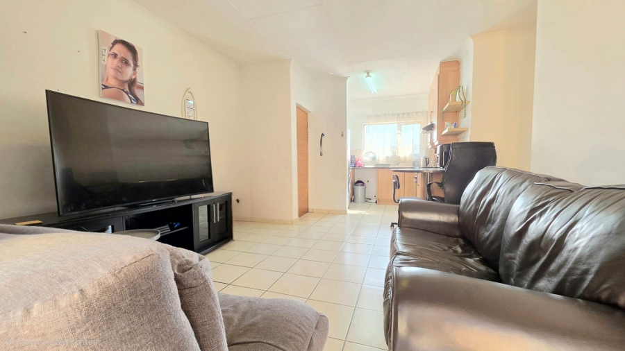 2 Bedroom Property for Sale in South Crest Gauteng