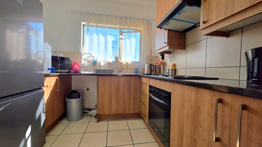 2 Bedroom Property for Sale in South Crest Gauteng