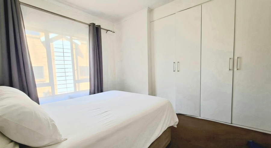 2 Bedroom Property for Sale in South Crest Gauteng