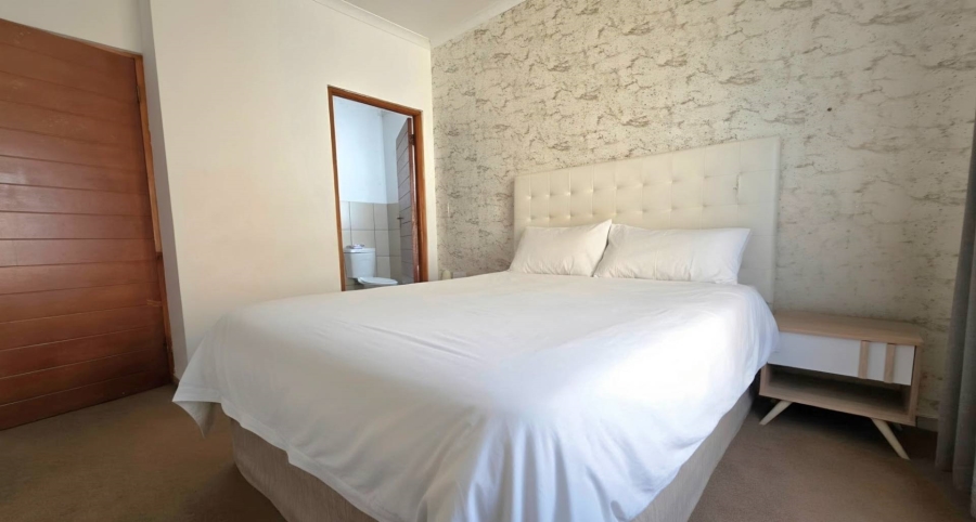 2 Bedroom Property for Sale in South Crest Gauteng