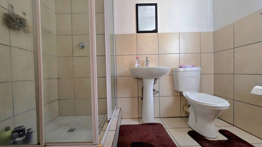 2 Bedroom Property for Sale in South Crest Gauteng